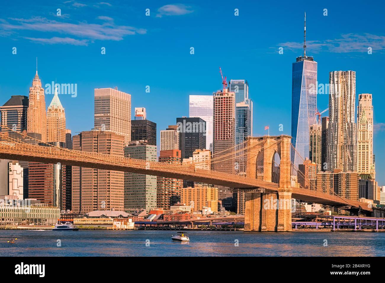 Lower Manhattan and Brooklyn Bridge, New York City Stock Photo