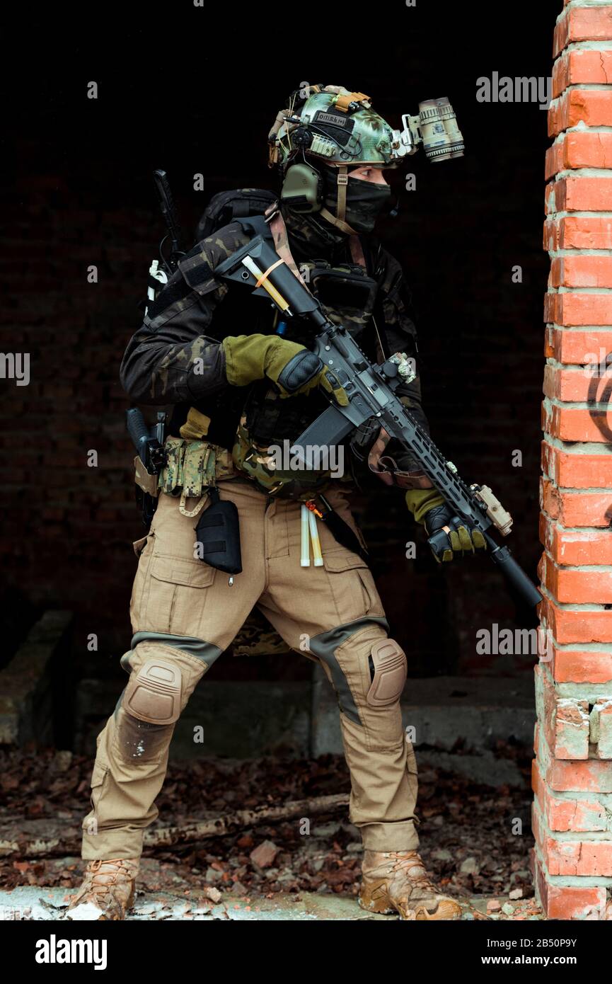 Broken Rifle High Resolution Stock Photography and Images - Alamy