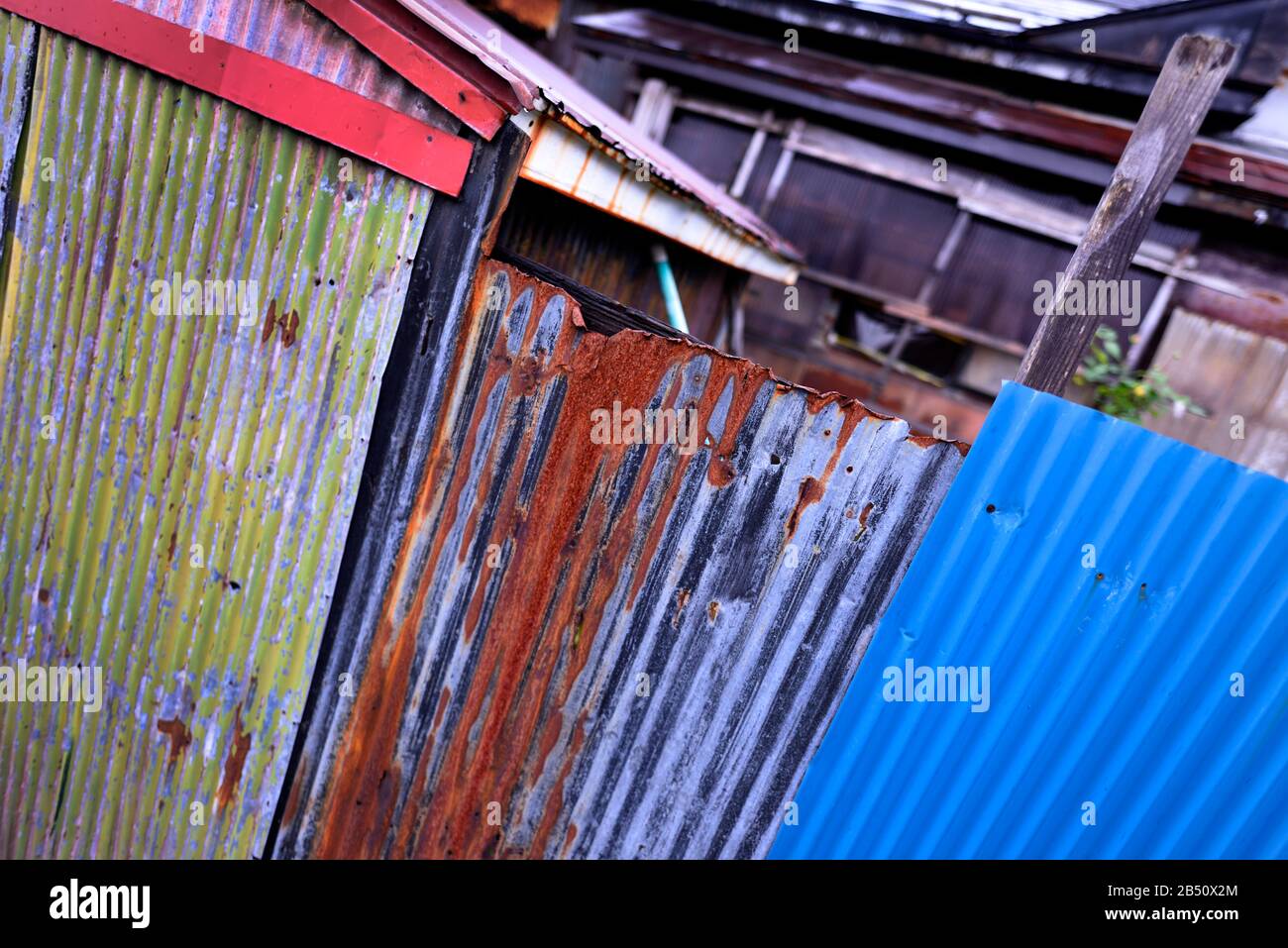 Iron fencing hires stock photography and images Alamy