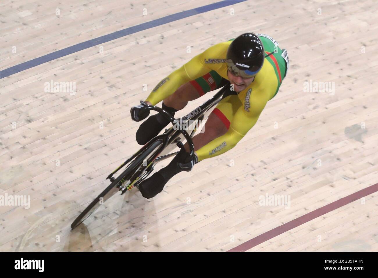 short track cycling