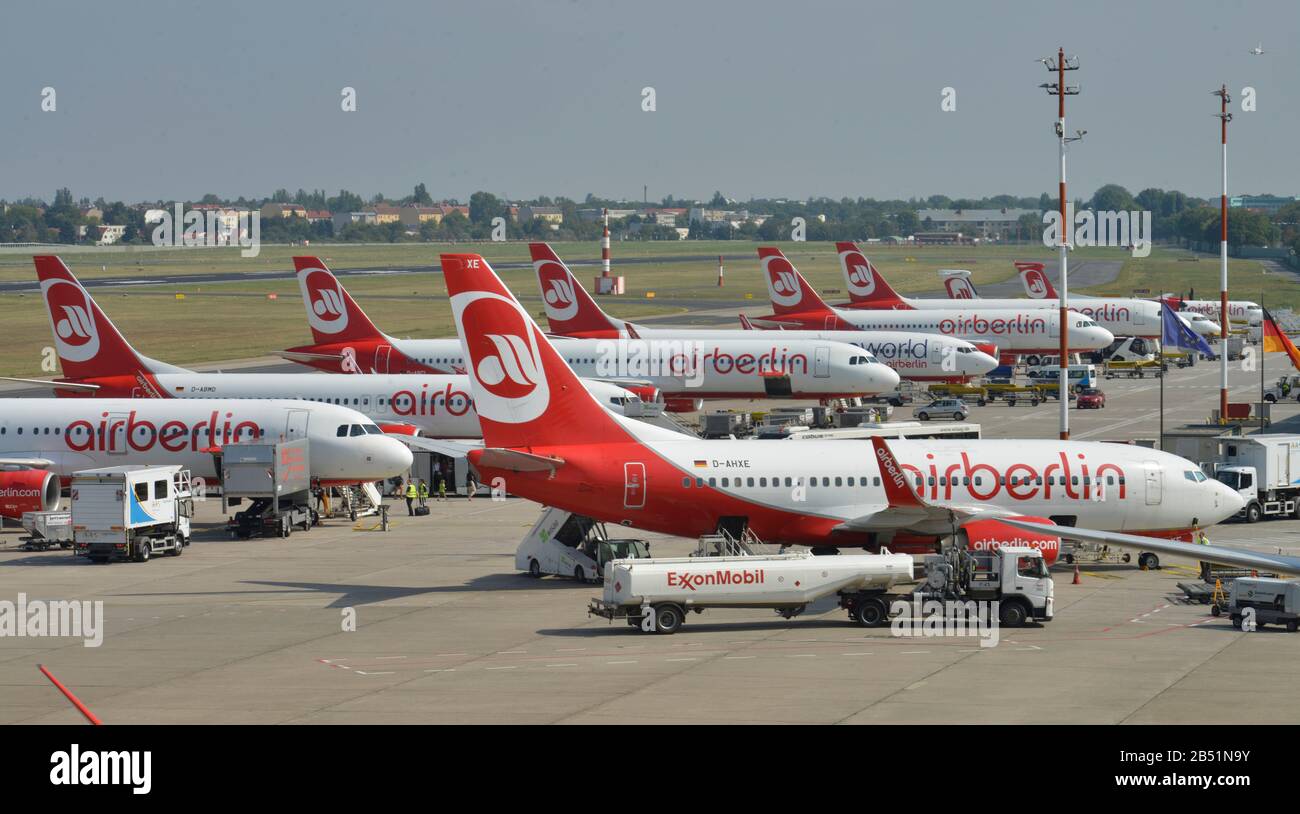 Flugzeuge, Air Berlin, Vorfeld, Flughafen, Tegel, Reinickendorf, Berlin, Deutschland Stock Photo