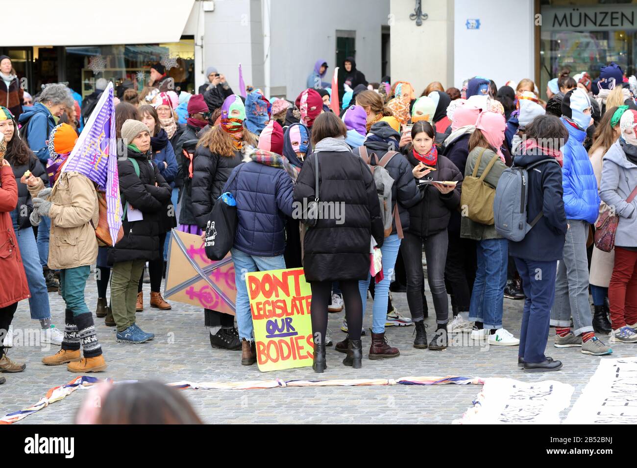 March 8th International Women's Feminist Fighting Day protest in Zurich, Switzerland 2020 (8. März Internationaler Frauen Kampftag Zürich). Stock Photo