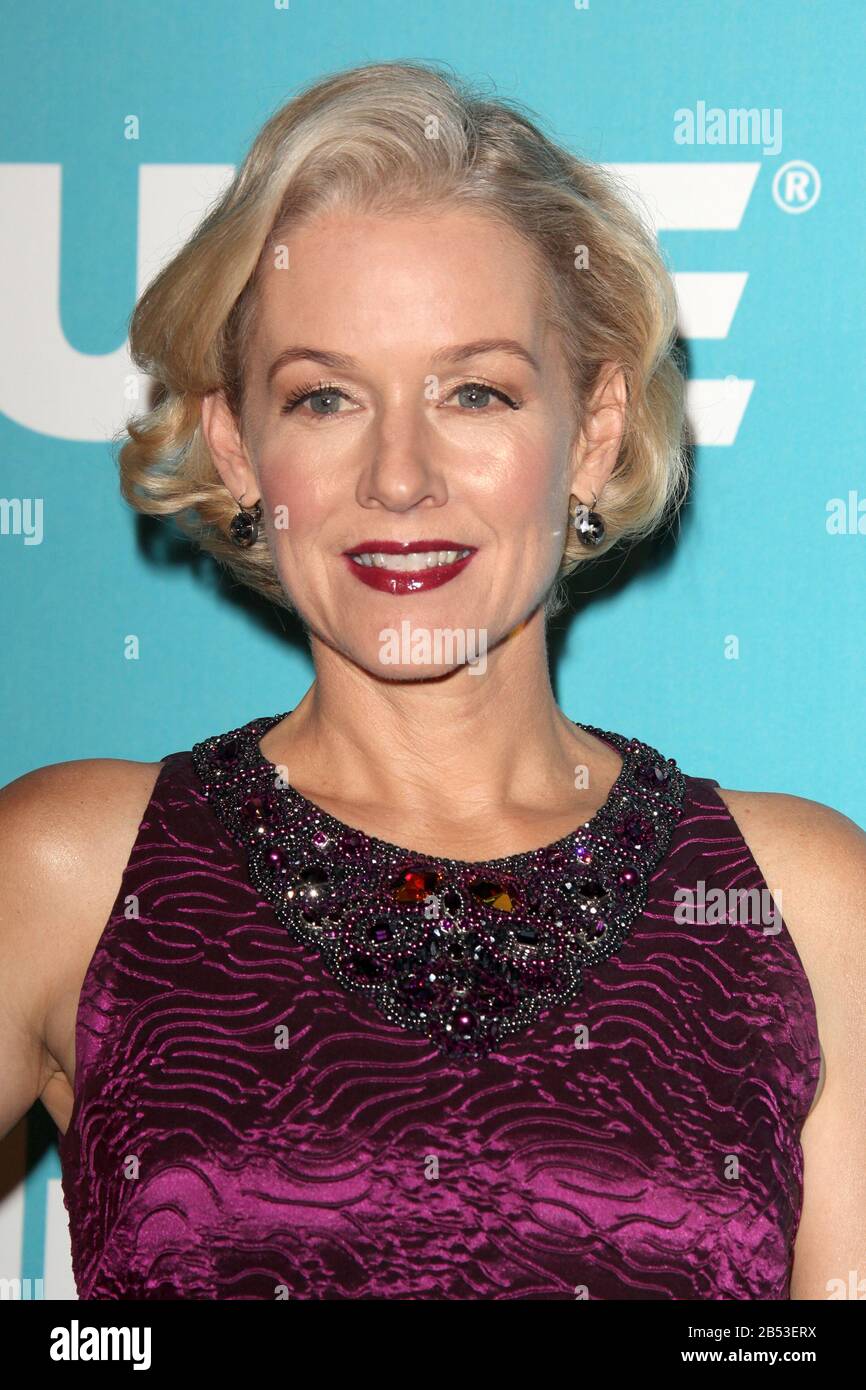 Penelope Ann Miller 2022