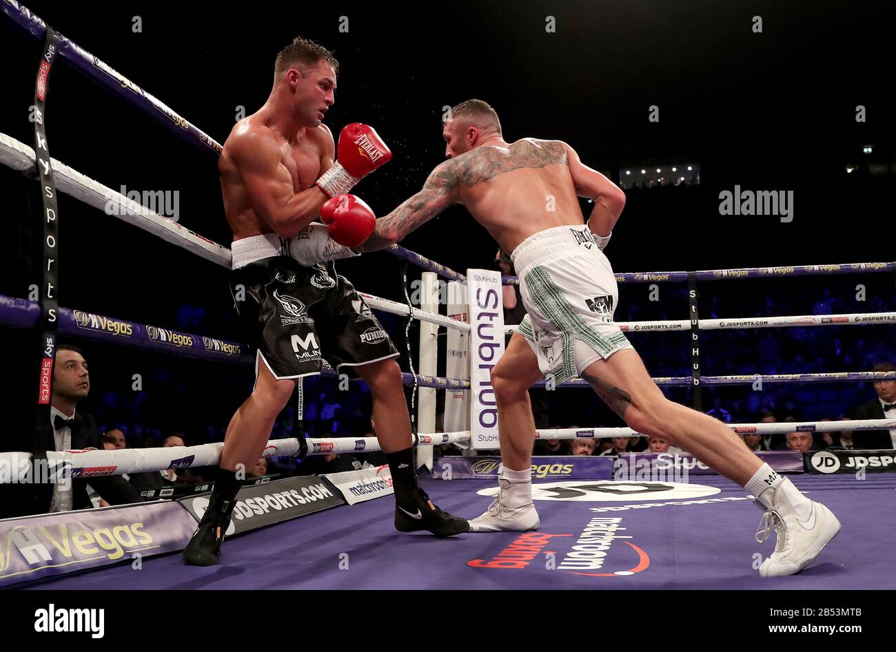 Zach Parker (right) in action against Rohan Murdock in their WBO