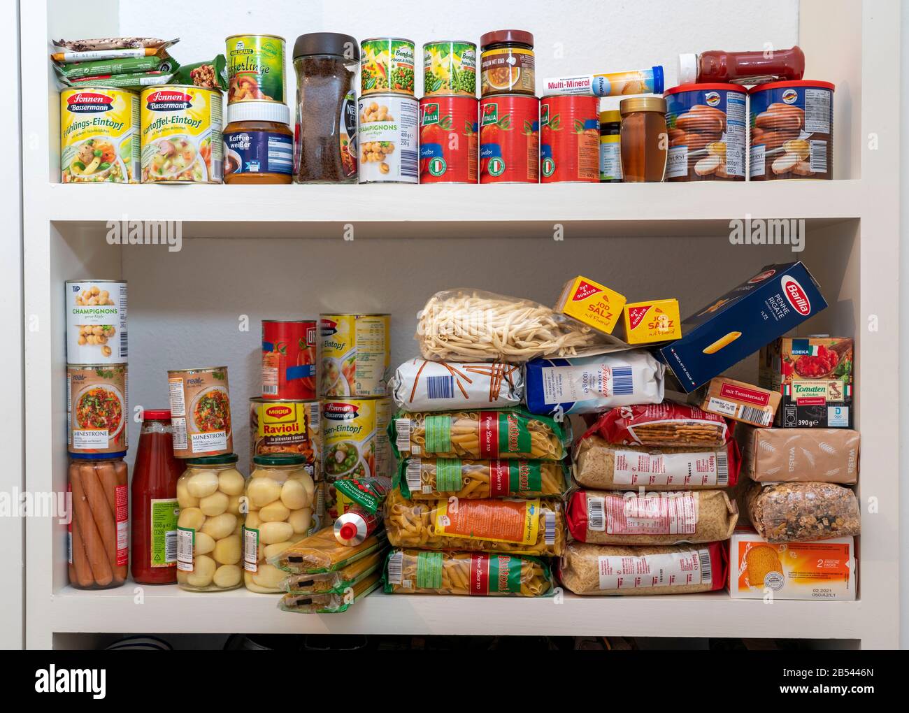 Emergency preparedness, food stock in a private household, shelf
