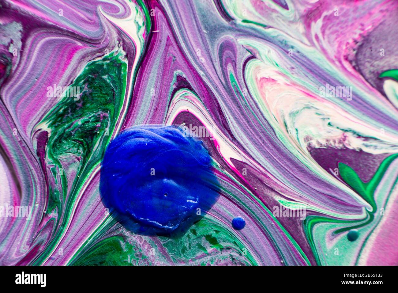 Paint drop hires stock photography and images Alamy