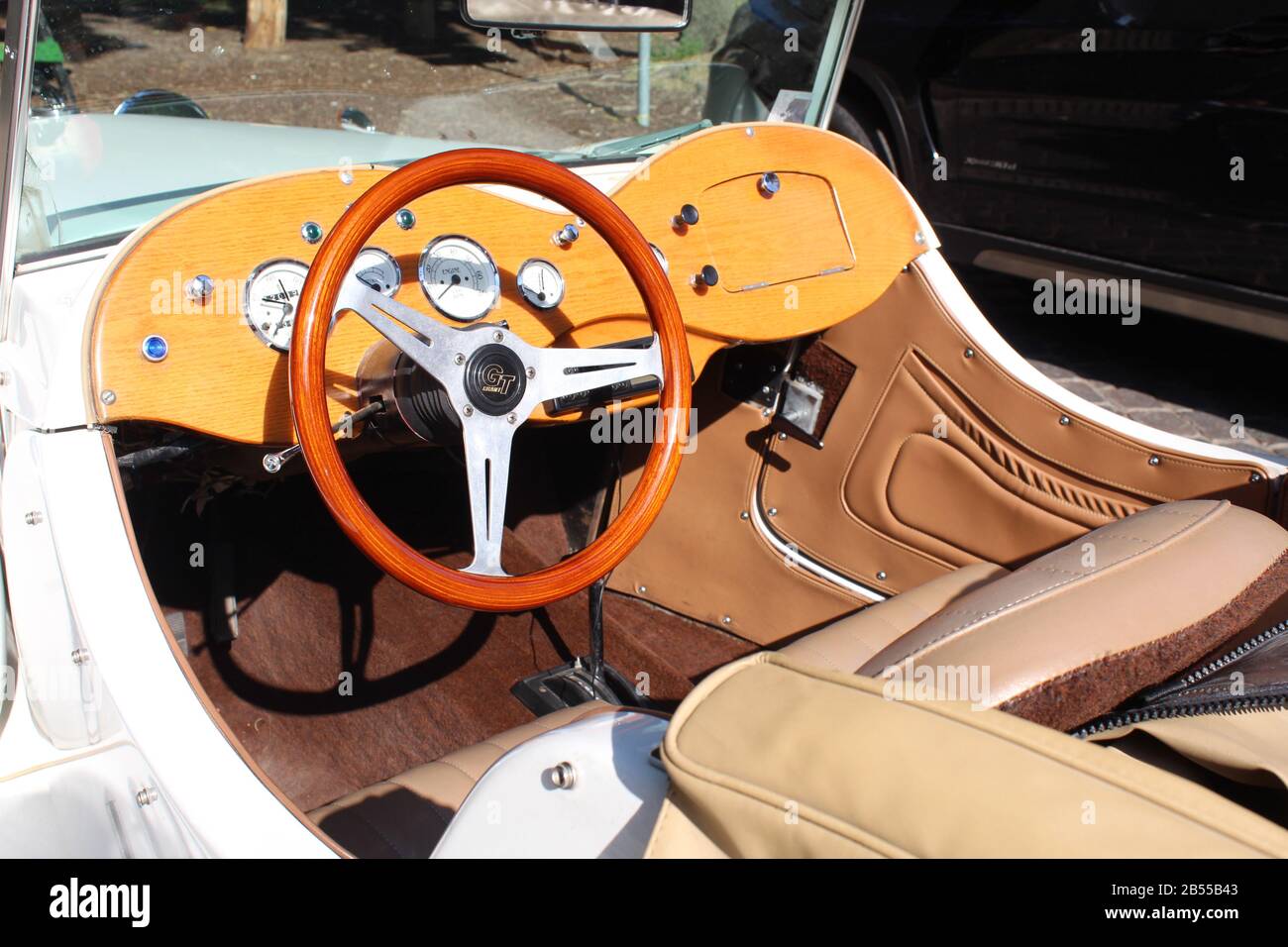 Interior Classic Car High Resolution Stock Photography And Images Alamy Interior Classic Car High Resolution Stock Photography And Images Alamy