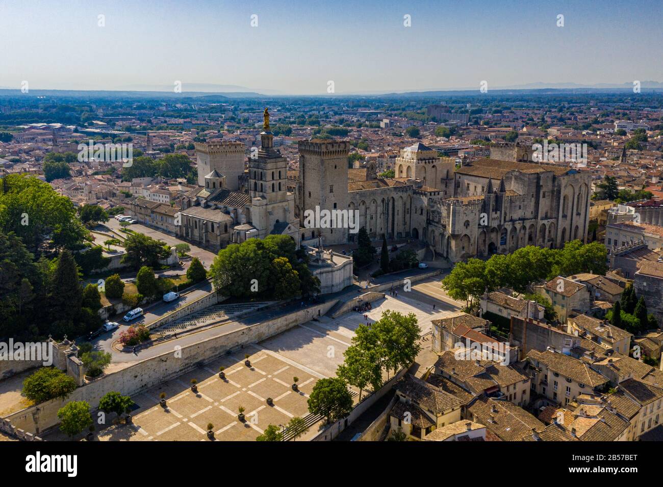 Beautiful townscape scenery of Palais des Papes in Avignon city Stock Photo