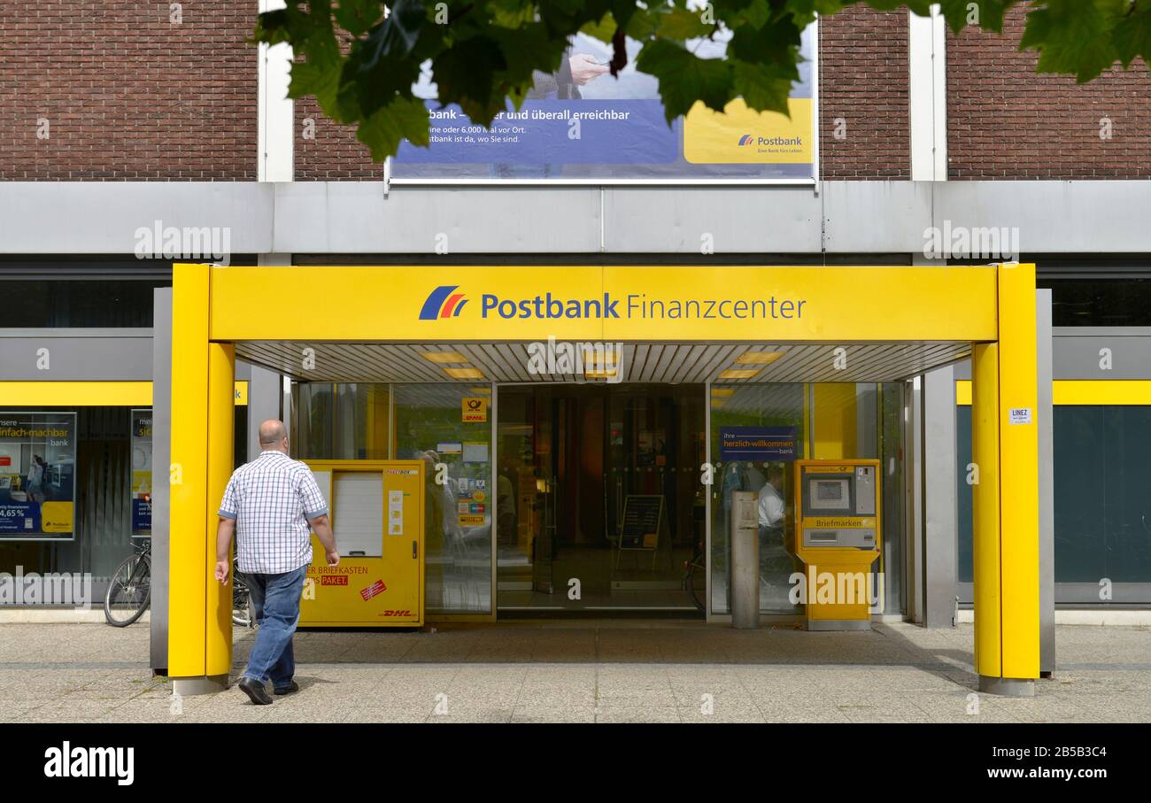 Postbank Filiale High Resolution Stock Photography and Images - Alamy