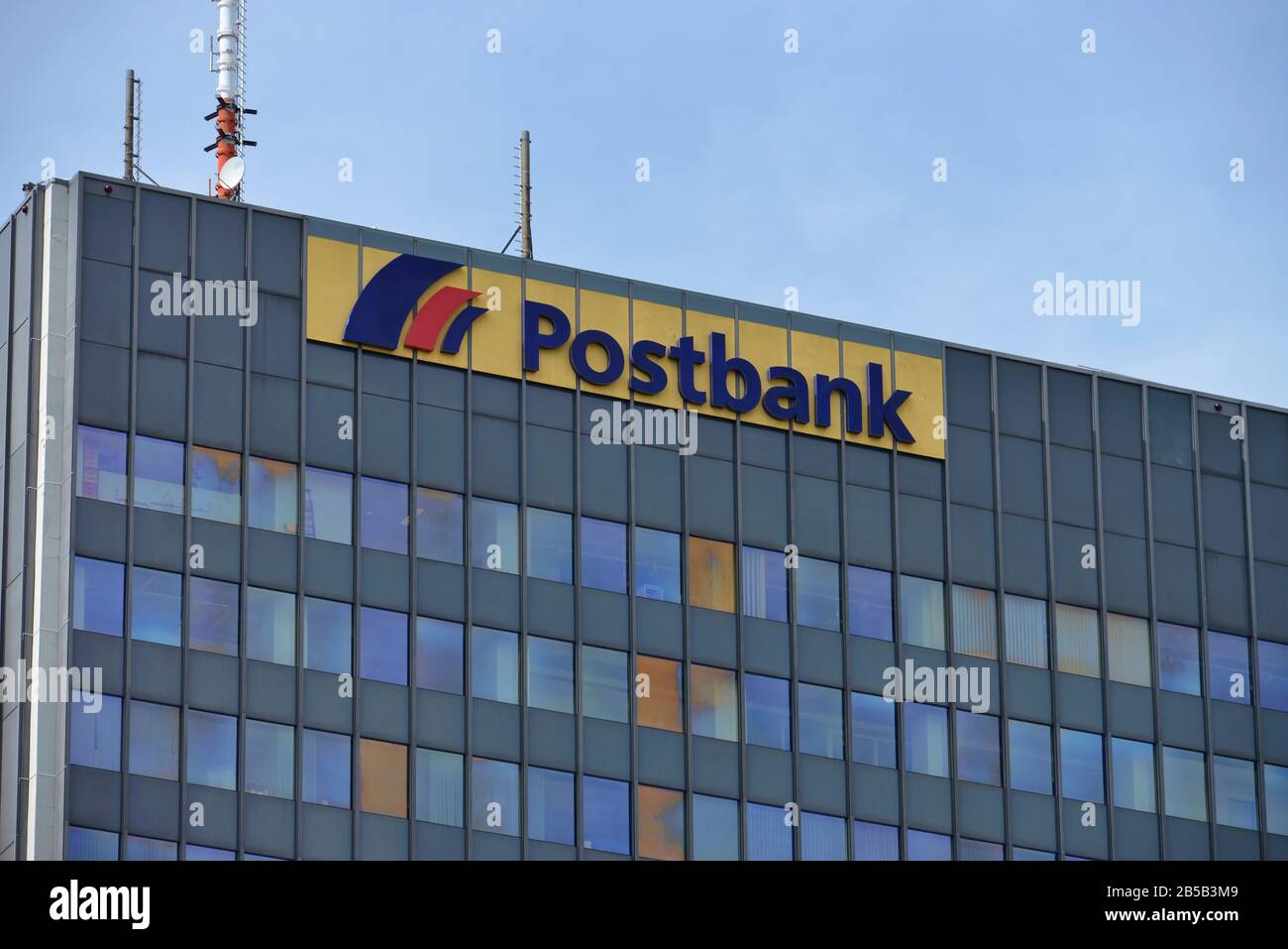 Postbank, Hallesches Ufer, Kreuzberg, Berlin, Deutschland Stock Photo ...