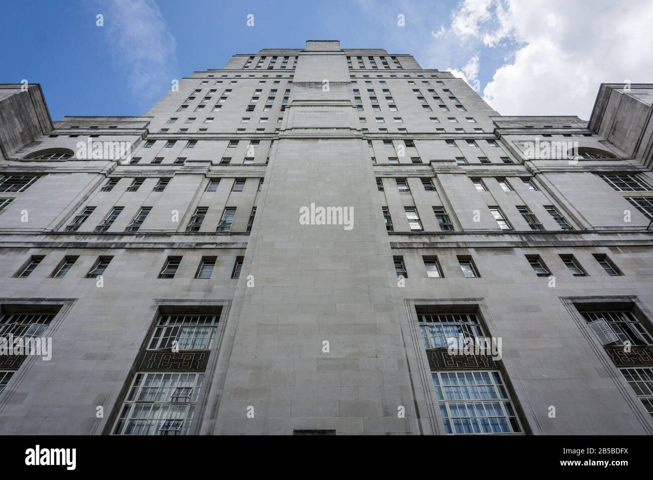 Senate House, University of London, Bloomsbury. Allegedly the inspiration for the Ministry of Truth in the novel Nineteen Eighty-Four. Stock Photo
