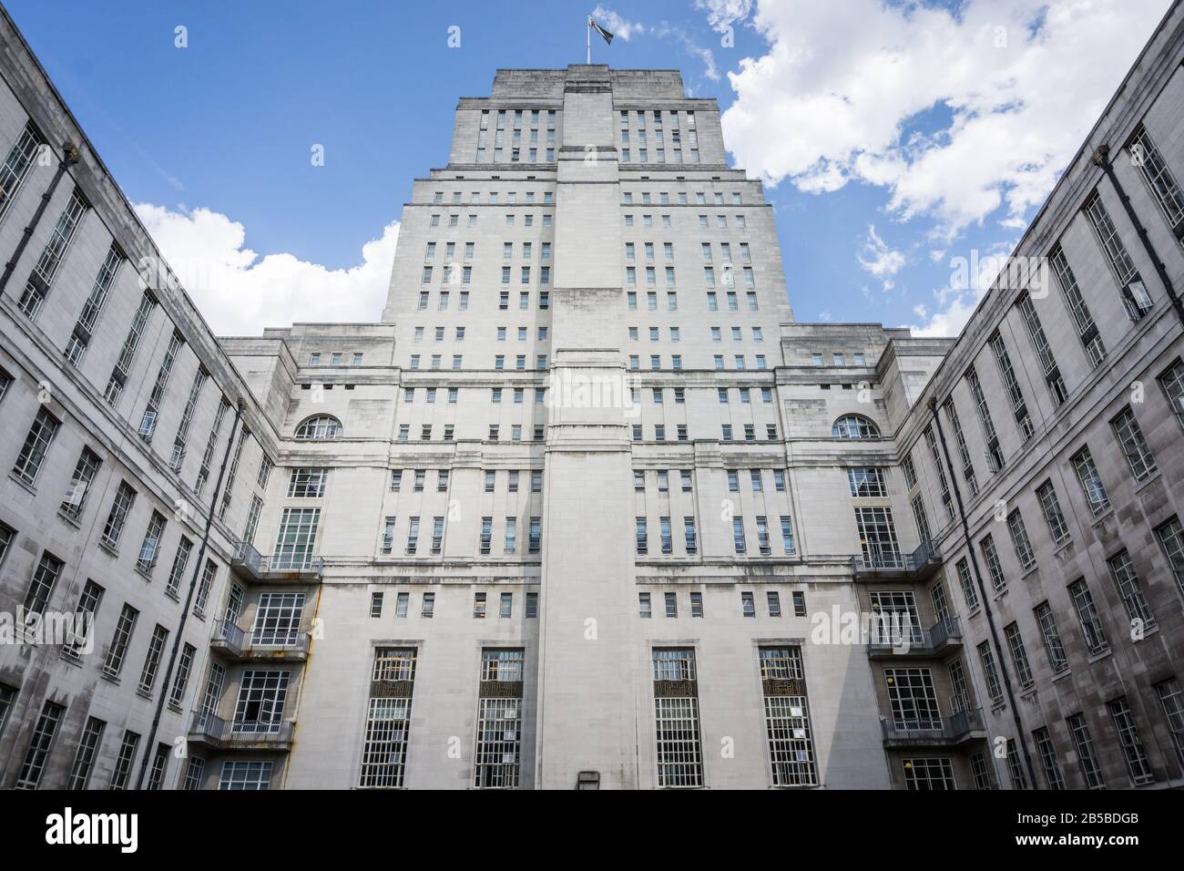 Senate House, University of London, Bloomsbury. Allegedly the inspiration for the Ministry of Truth in the novel Nineteen Eighty-Four. Stock Photo