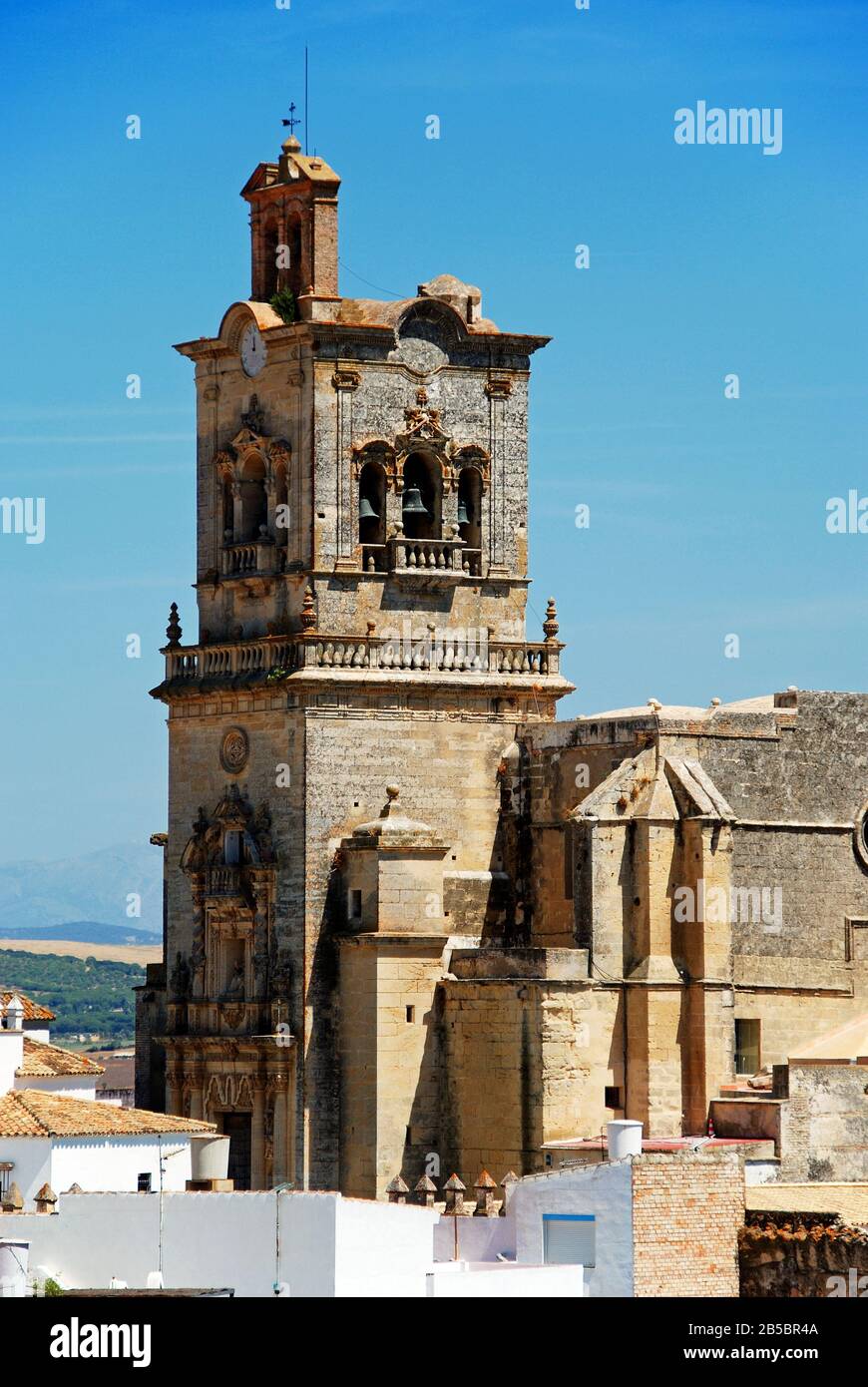 Elevated view of  St Peters Church, Arcos de la Frontera, Andalucia, Spain. Stock Photo