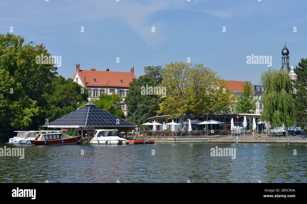 Solarbootpavillon, Mueggelheimer Strasse, Koepenick, Berlin, Deutschland / Köpenick Stock Photo