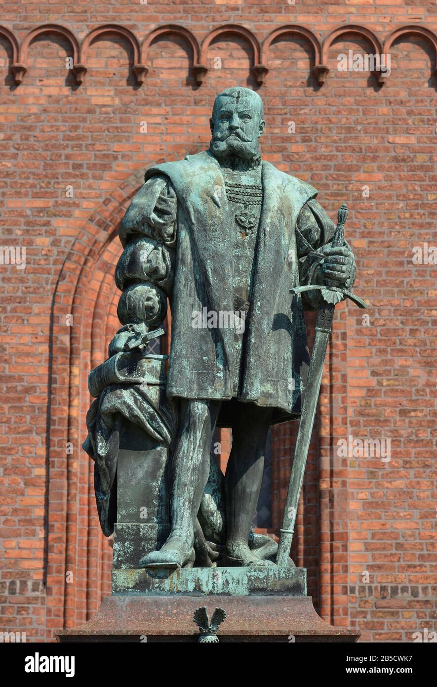 Denkmal, Joachim II von Brandenburg, Carl-Schurz-Strasse, Spandau ...