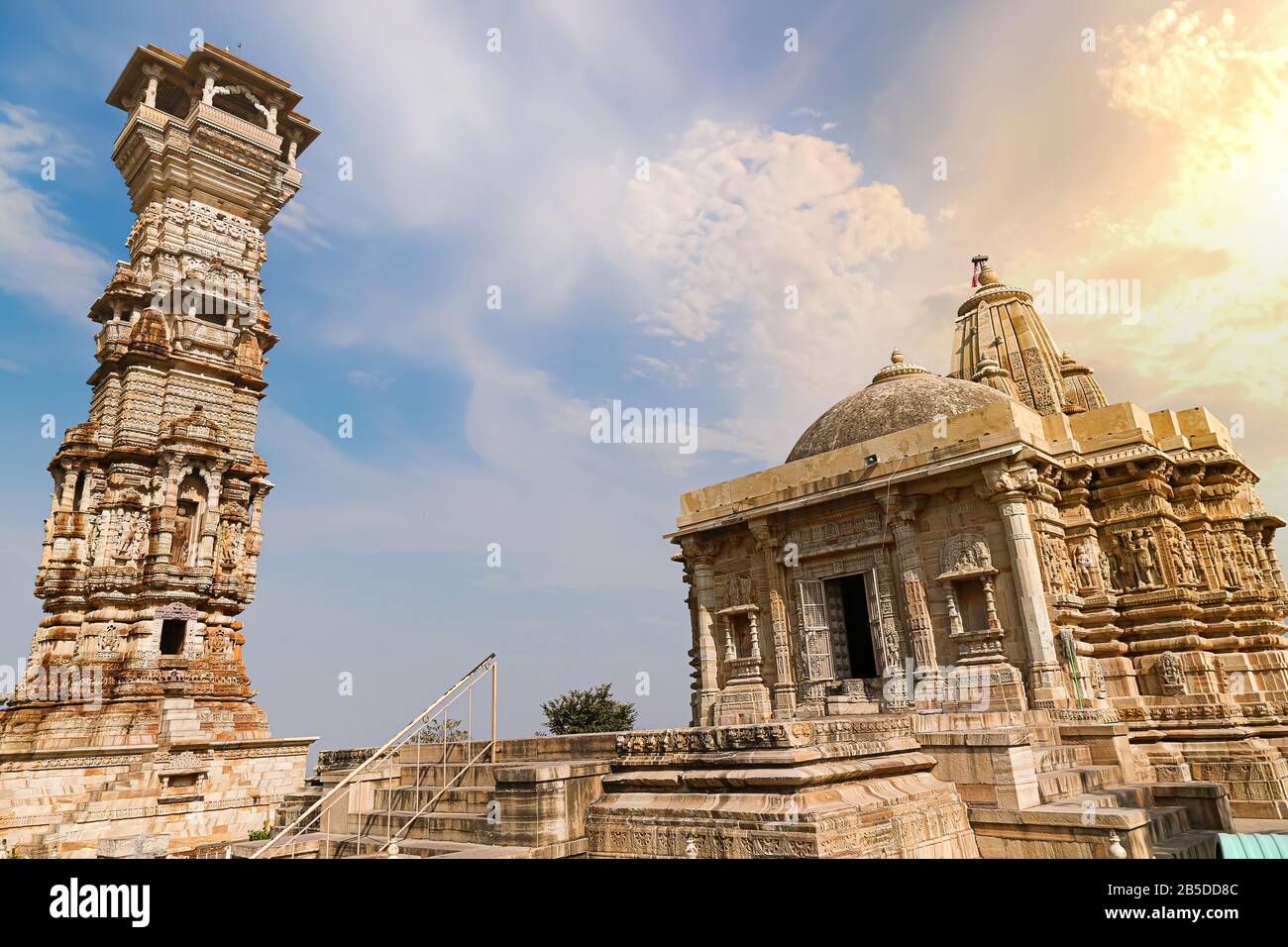 Chittorgarh Fort ancient architecture the Kirti Stambha and Kali Mata  temple at sunset. Chittor Fort is a UNESCO World Heritage site Stock Photo  - Alamy