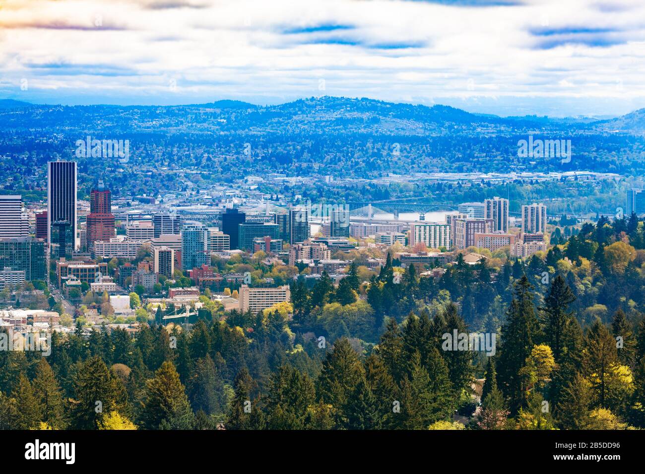 Panorama of Portland from Macleay Park and Pittock Mansion hill, Oregon, USA Stock Photo