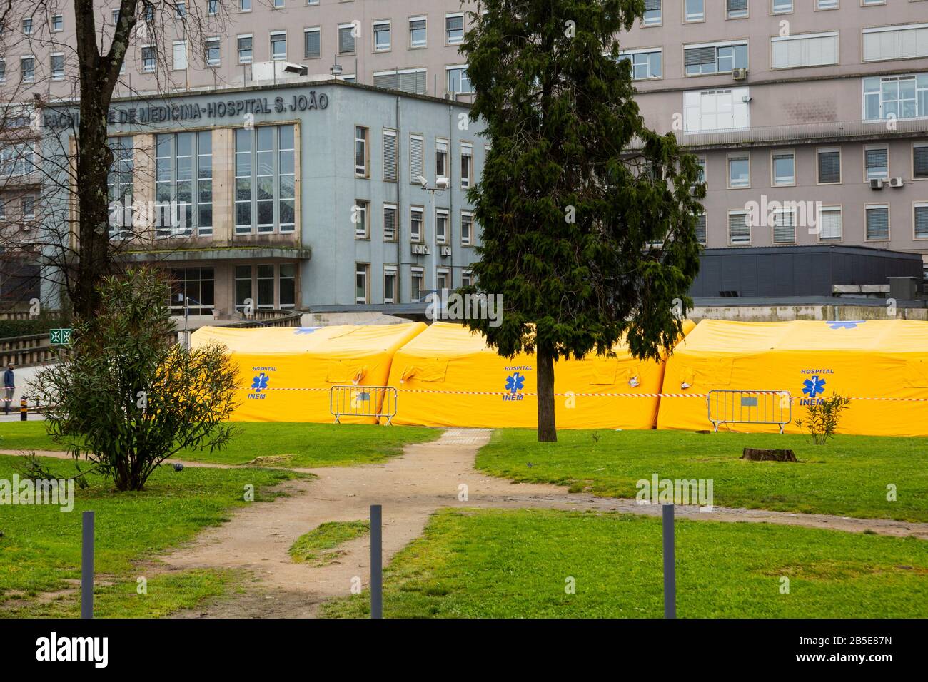 Sao Joao Hospital Is The Health Unit With The Most Cases Of Coronavirus In The Country Of The 25 Already Confirmed 17 Are In Porto For The Same Reason It Was Decided