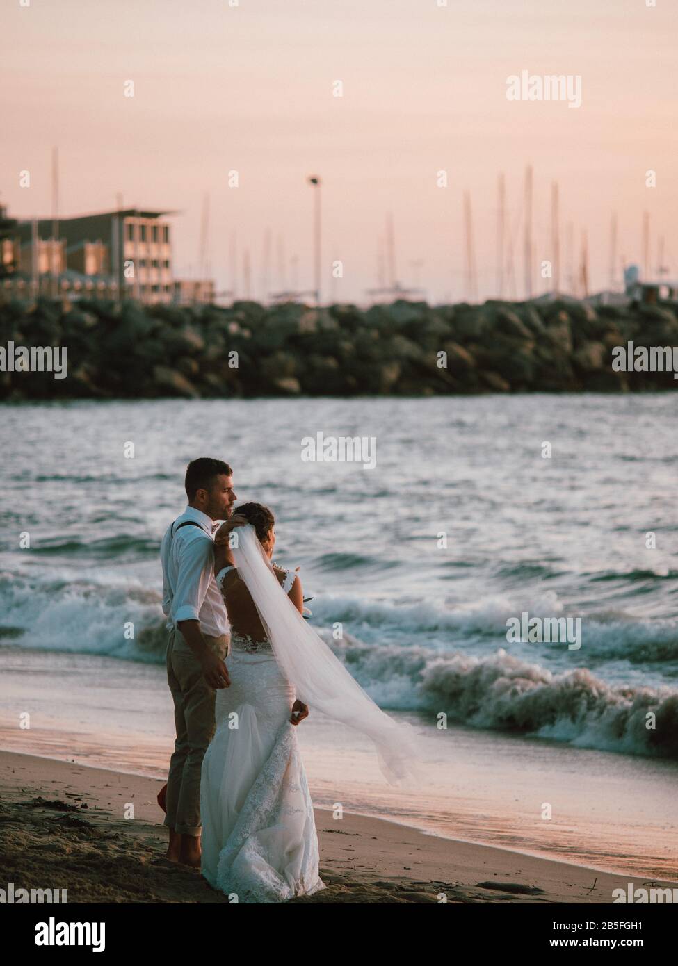 Couple getting marriage beach hires stock photography and images Alamy