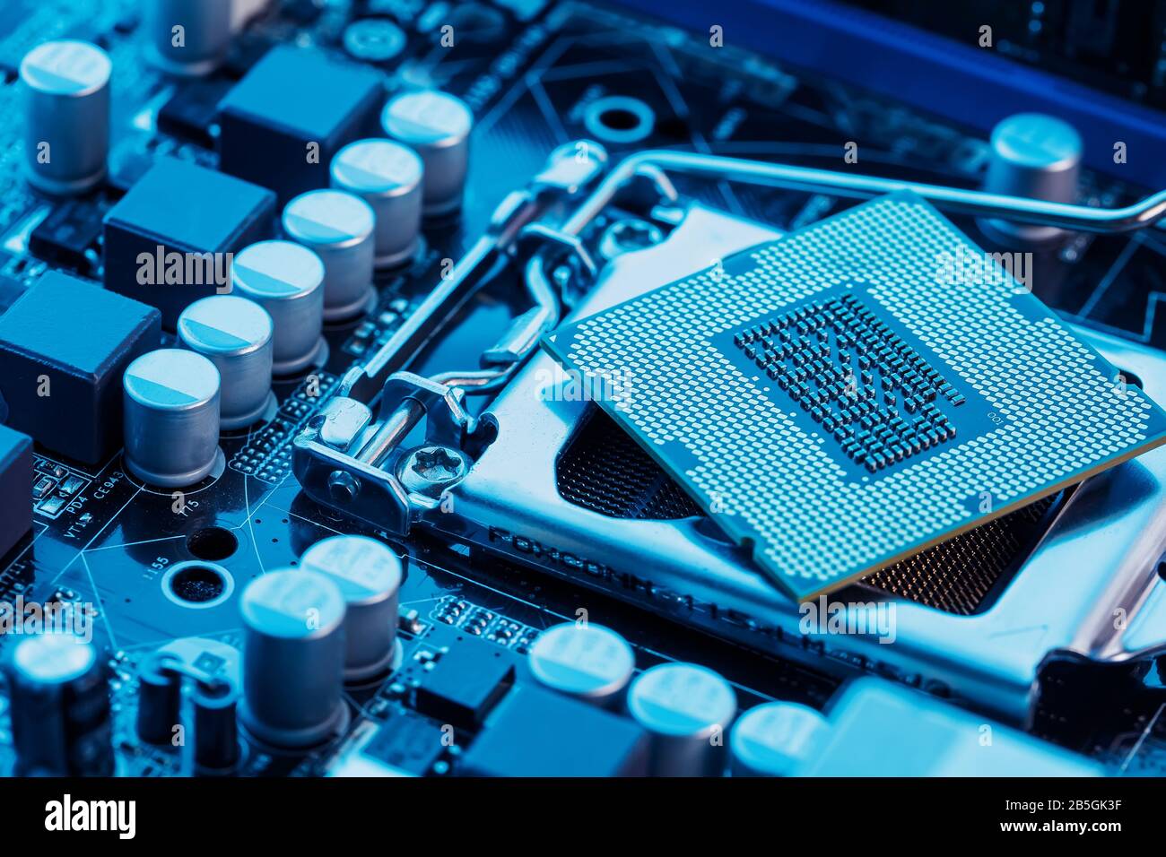 Electronic engineer of computer technology. Maintenance computer cpu