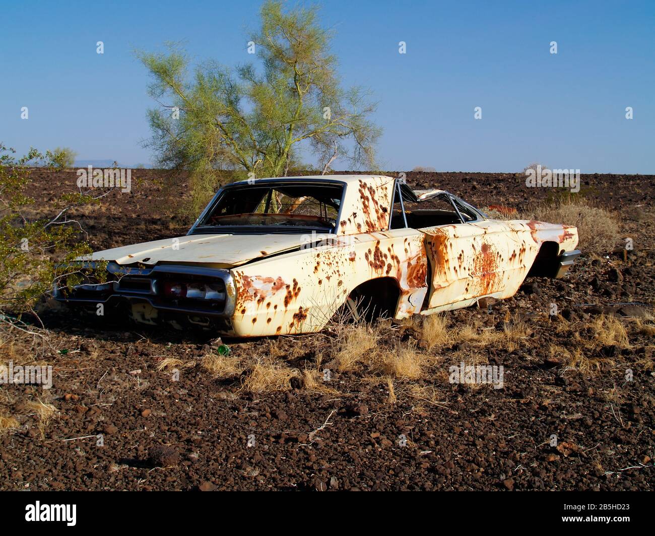 An old car from the 1970's abandoned in a remote area of Arizona Stock ...