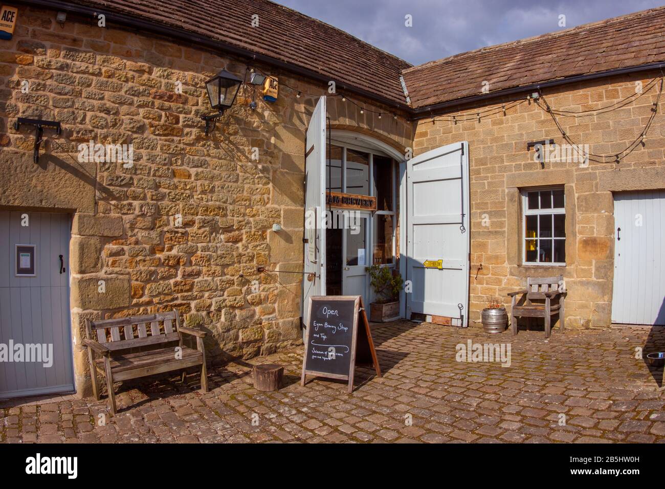 Eyam Brewery Shop and Tap, Eyam Hall Craft Centre, Eyam, Derbyshire Stock Photo