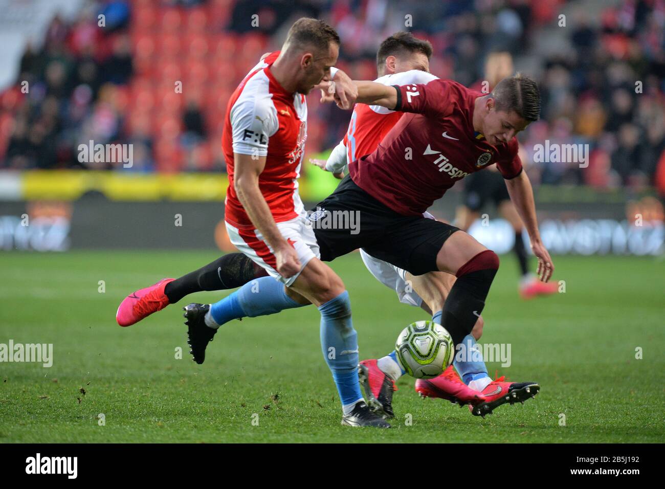 Czech Soccer - Sparta Prague v Slavia Prague. The Sparta Prague wall  defends a Slavia Prague free kick Stock Photo - Alamy