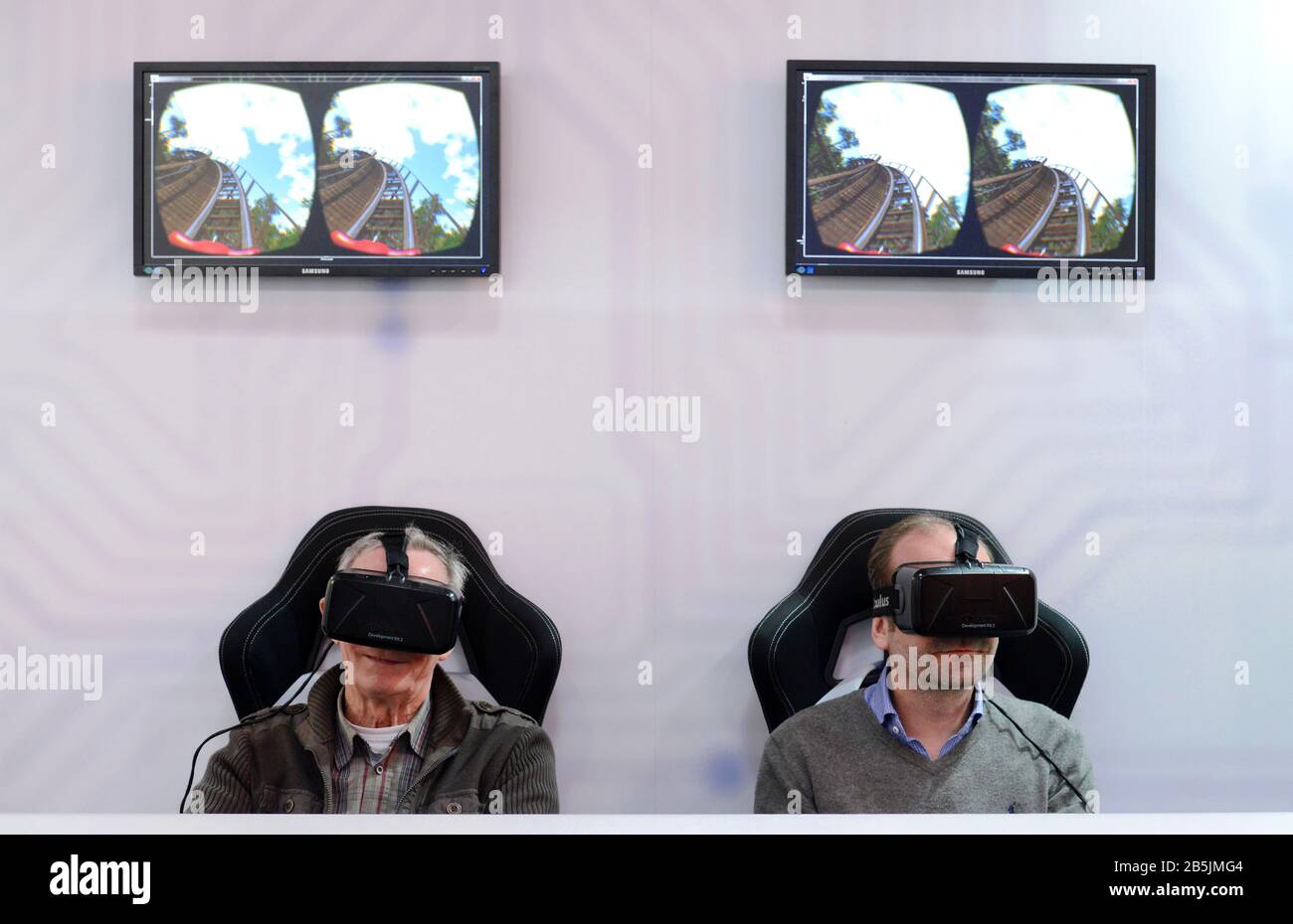 Datenbrille, Achterbahn, Cebit, Hannover, Niedersachsen, Deutschland Stock Photo