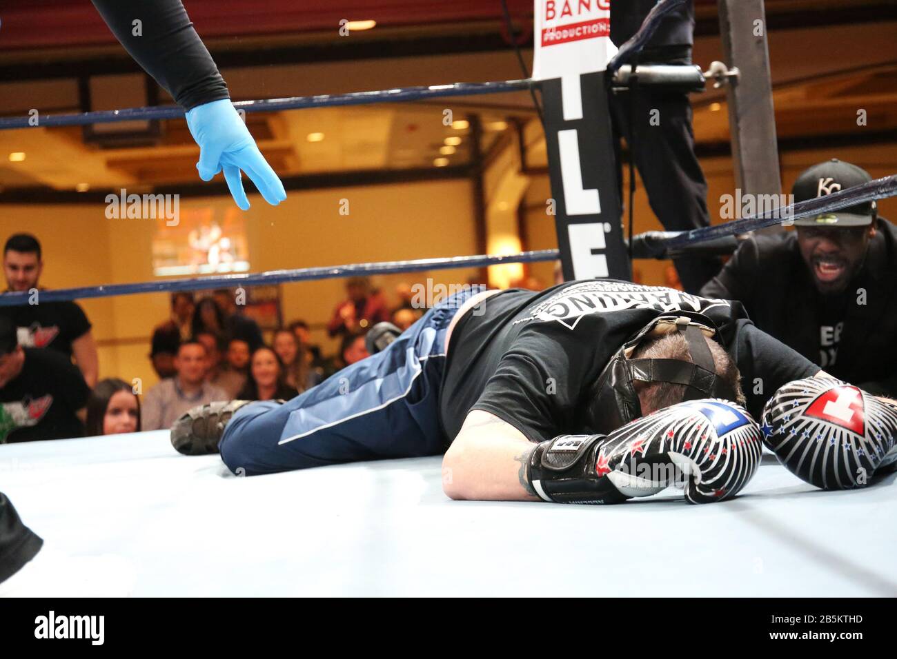 ATLANTIC CITY, NJ MARCH 7 Celebrity Boxing 71 with Sandman verses Catfish Cooley at Showboat