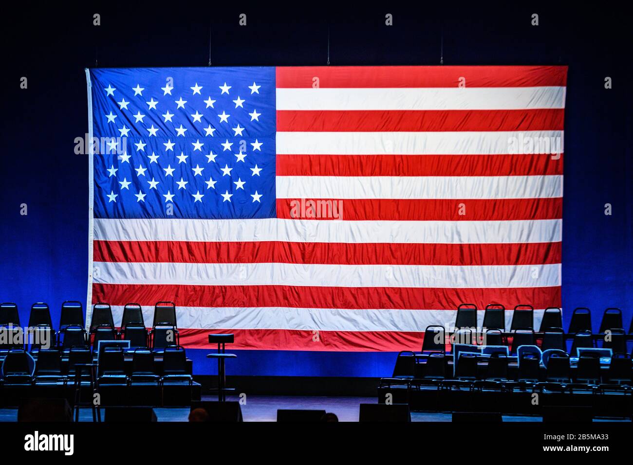 New York, USA,  7 Feb 2020.  A large US flag is seen behind  the stage before the start of a campaign act by Senator Elizabeth Warren at a Brooklyn th Stock Photo