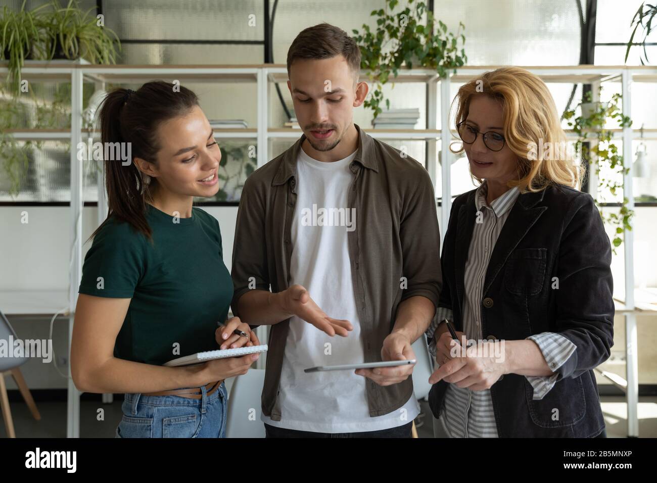 Diverse colleagues in modern hi-res stock photography and images - Alamy