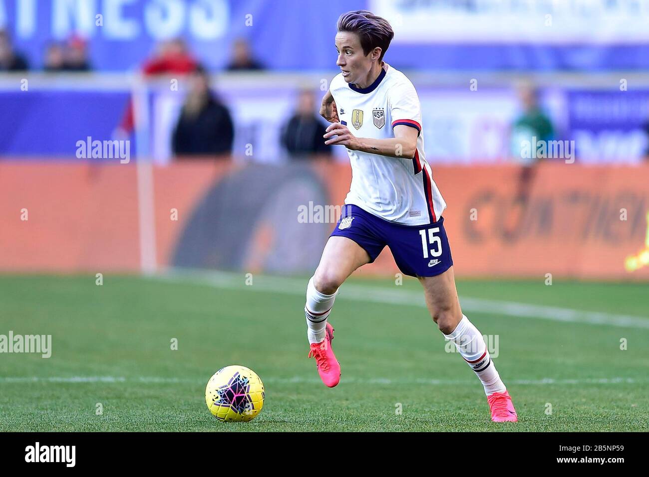 megan rapinoe red jersey