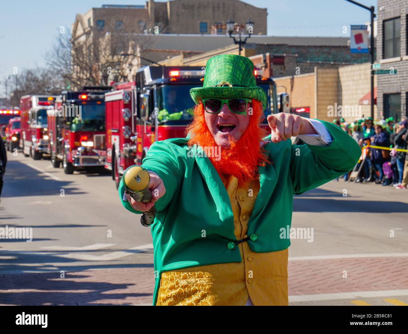 Forest Park, Illinois USA. 8th March, 2020. A man dressed as a leprechuan during today's Saint Patrick's Day Parade. Stock Photo