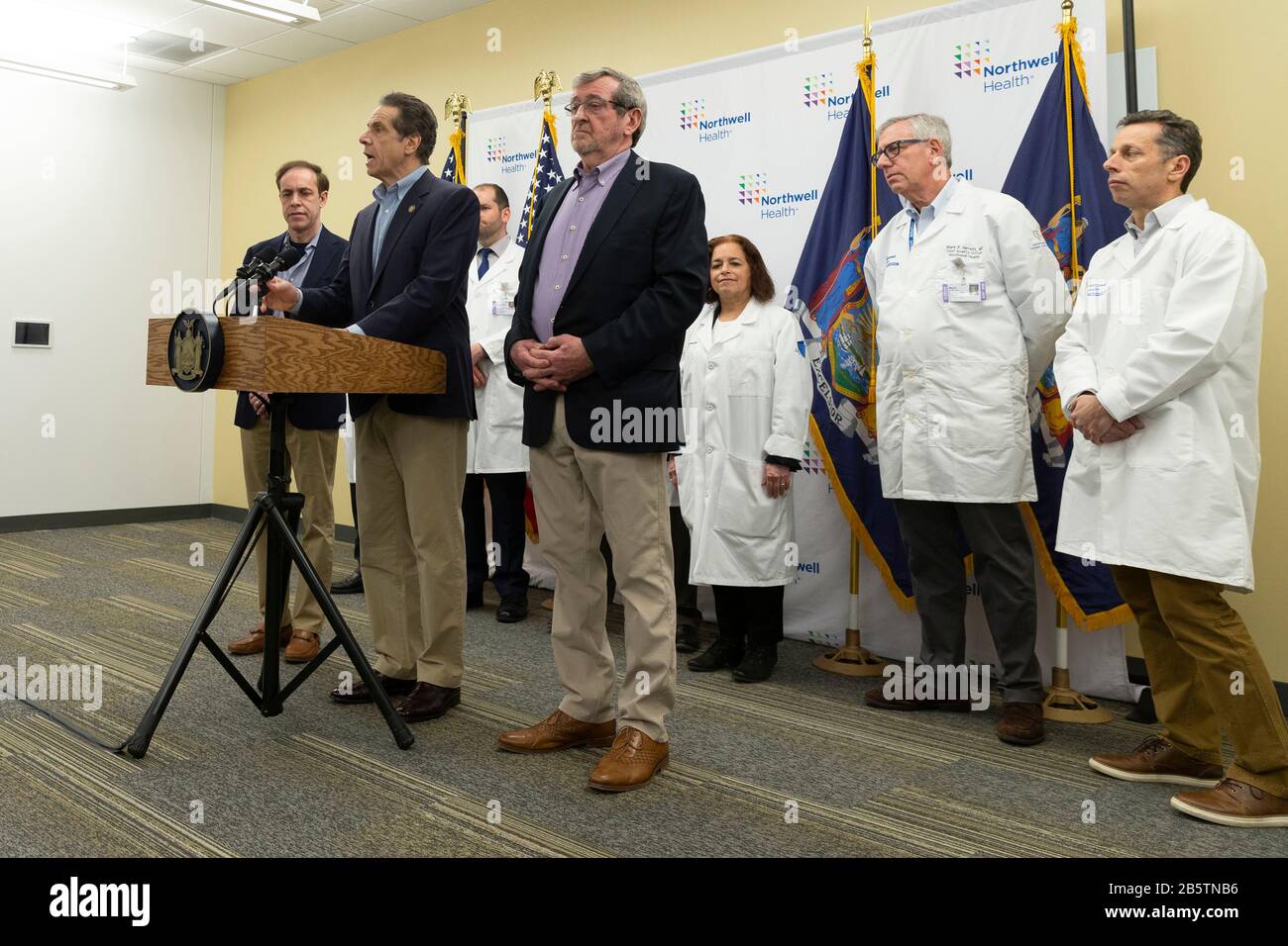 NORTH NEW HYDE PARK, NY MRACH 08, 2020 Governor Cuomo briefs press