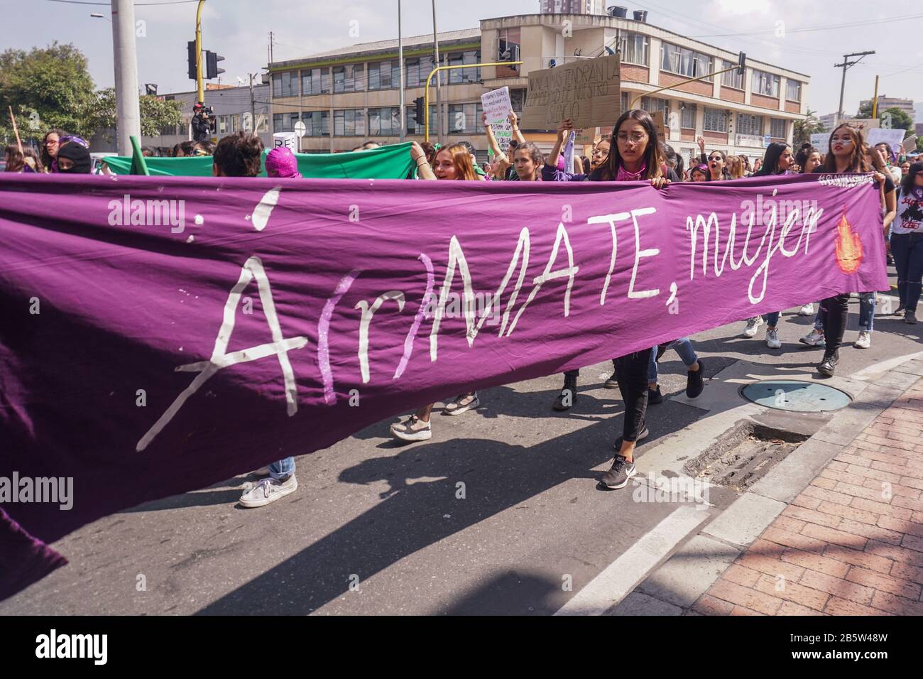 Mujer clearance bogota 2019