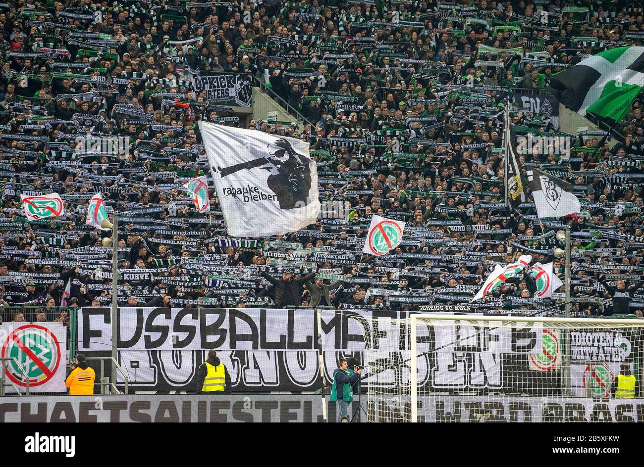 Mg Banner High Resolution Stock Photography And Images Alamy