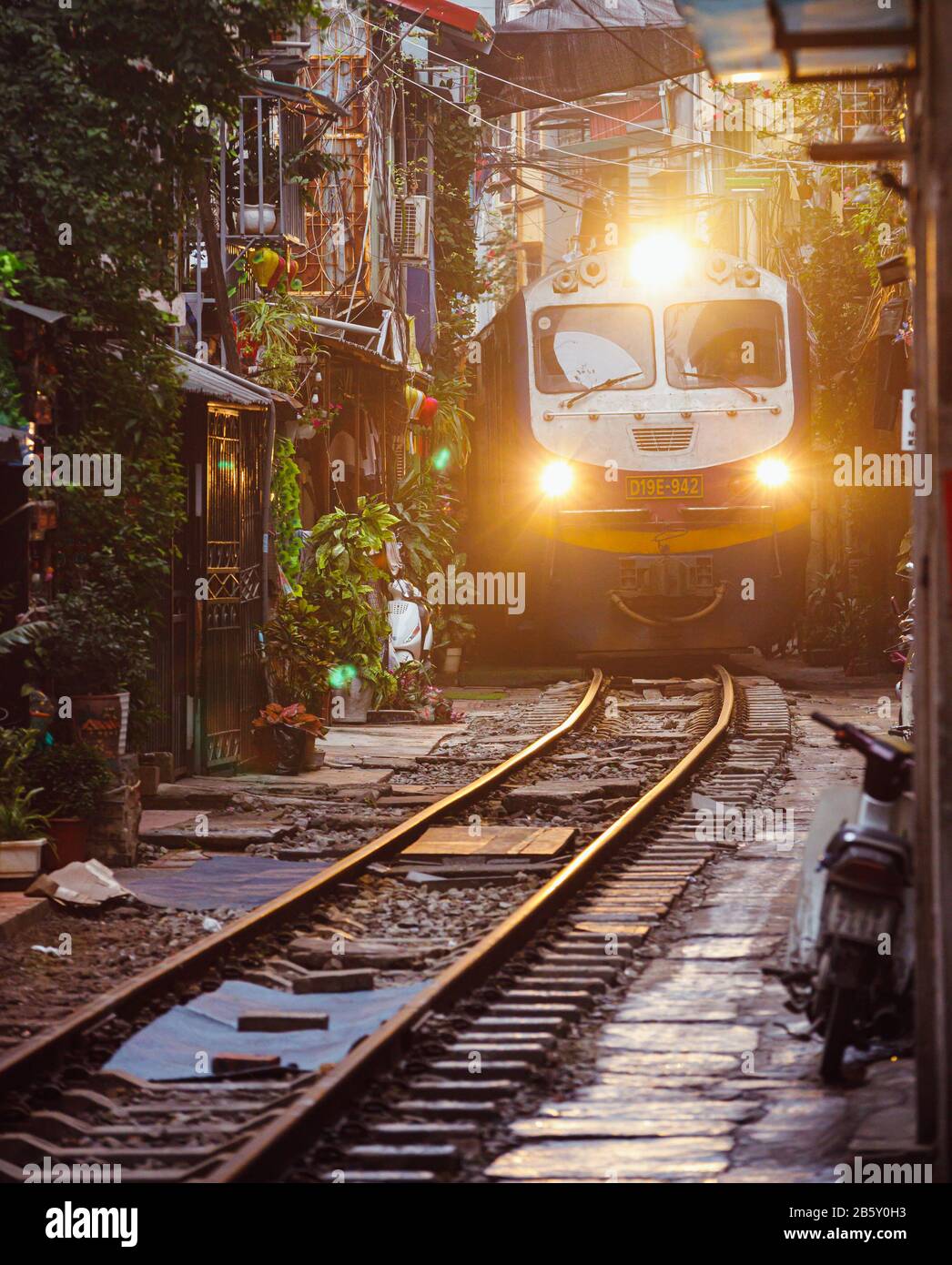Train Street, Hanoi, Vietnam Stock Photo Alamy