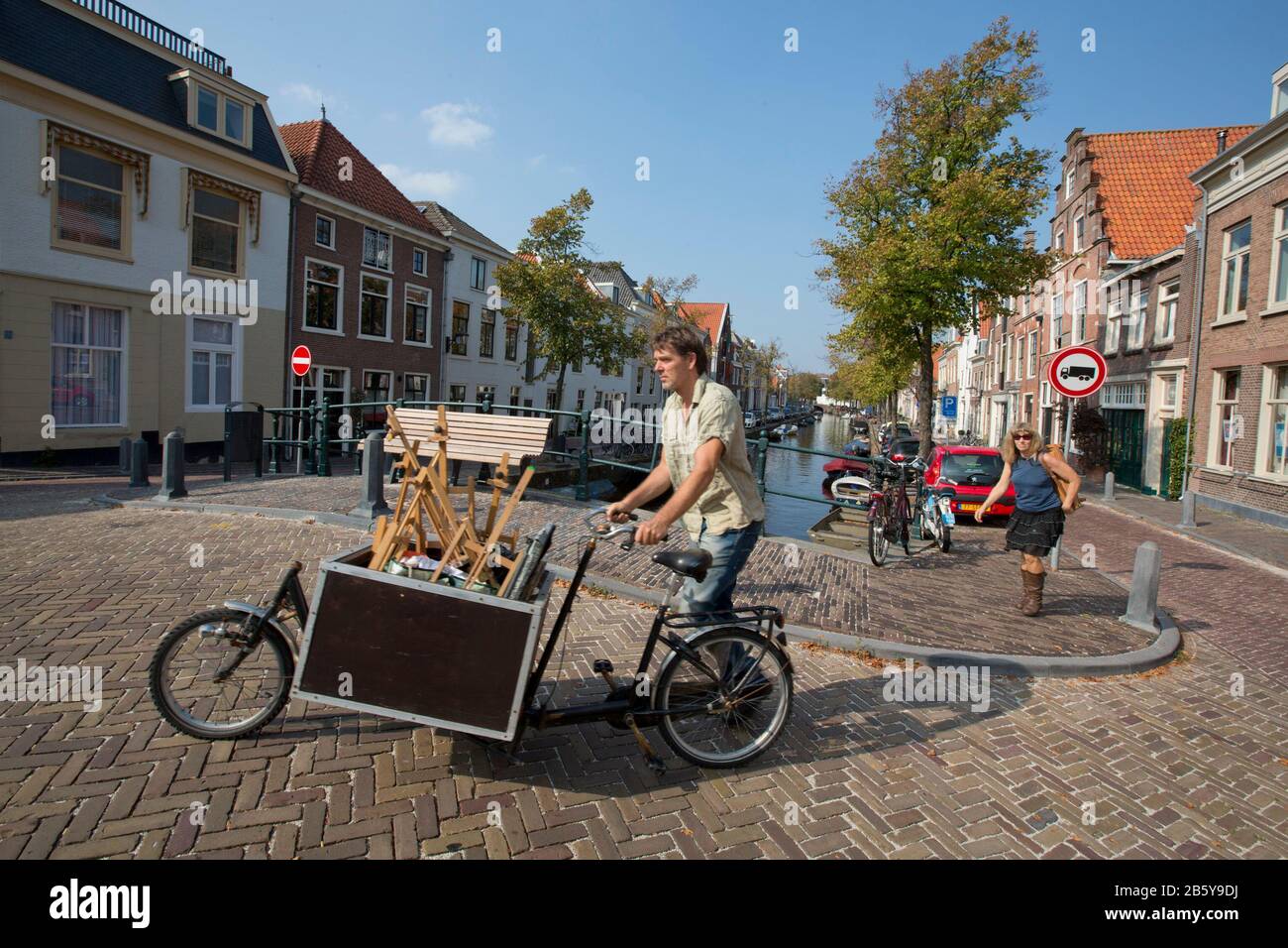 Human powered transport vehicle hires stock photography and images Alamy