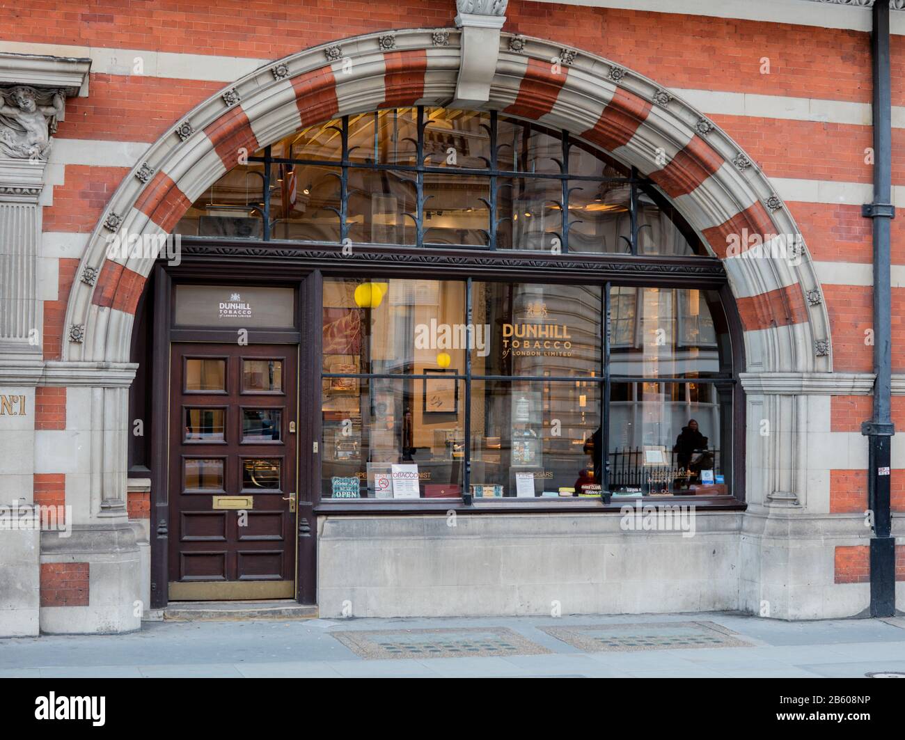 Dunhill tobacco of london hi-res stock photography and images