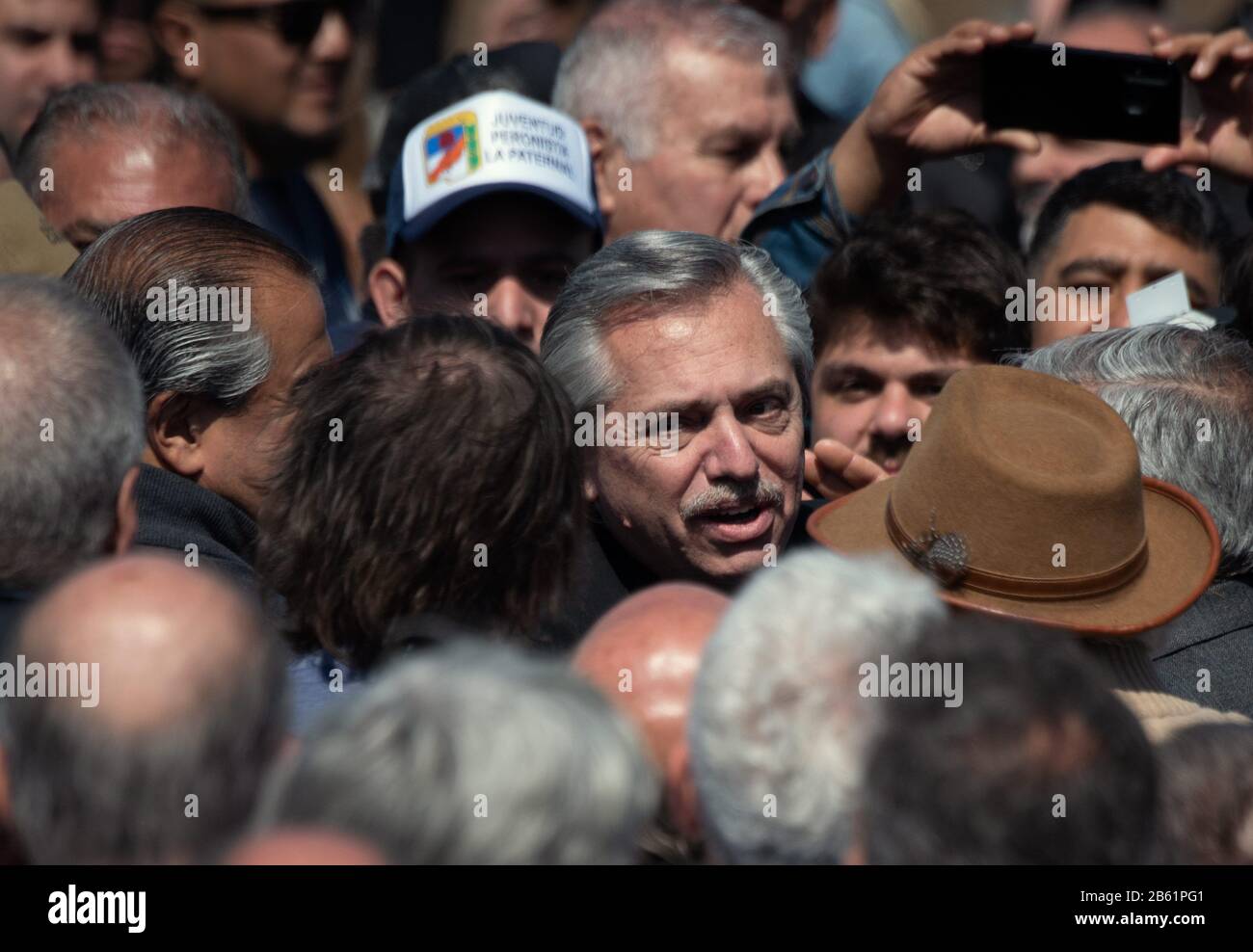 Buenos Aires, Deutschland. 07th Oct, 2019. Alberto Fernández, the presidential candidate of the Frente de Todos alliance, at the presentation of the 'Argentina versus Hunger' plan on the grounds of the Agricultural Sciences Faculty of the University of Buenos Aires. | Usage worldwide Credit: dpa/Alamy Live News Stock Photo