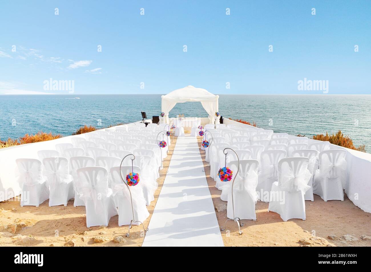 Beach wedding decor hi-res stock photography and images - Page 14