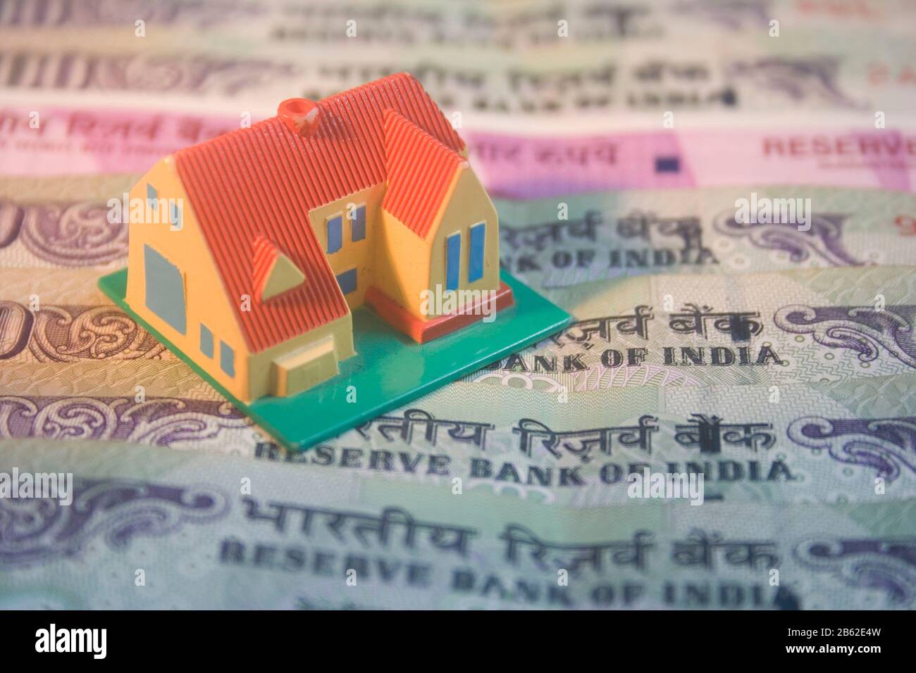 Indian 500 rupee note hi-res stock photography and images - Alamy