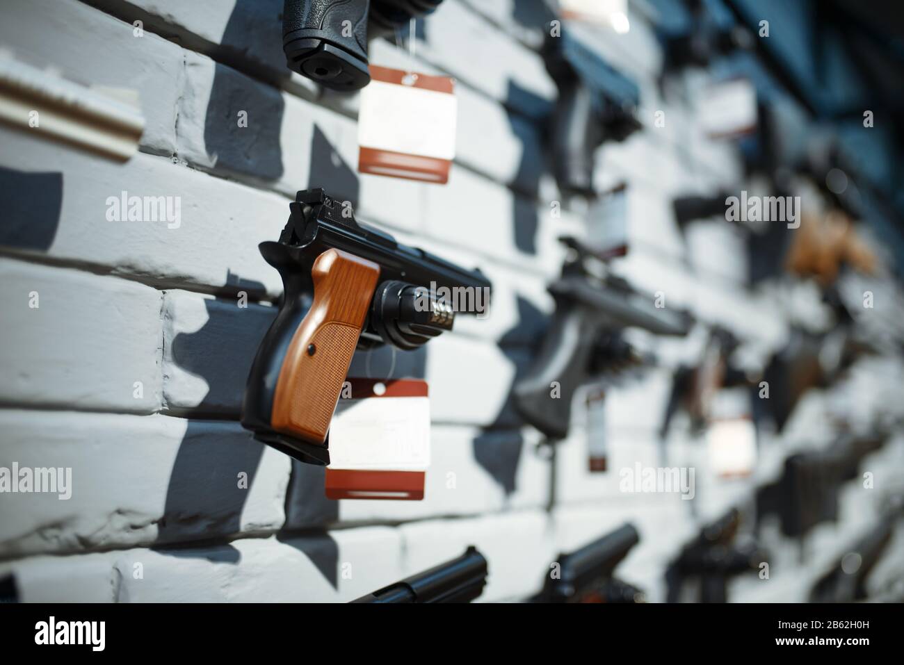 Gun on sale hi-res stock photography and images - Page 3 - Alamy