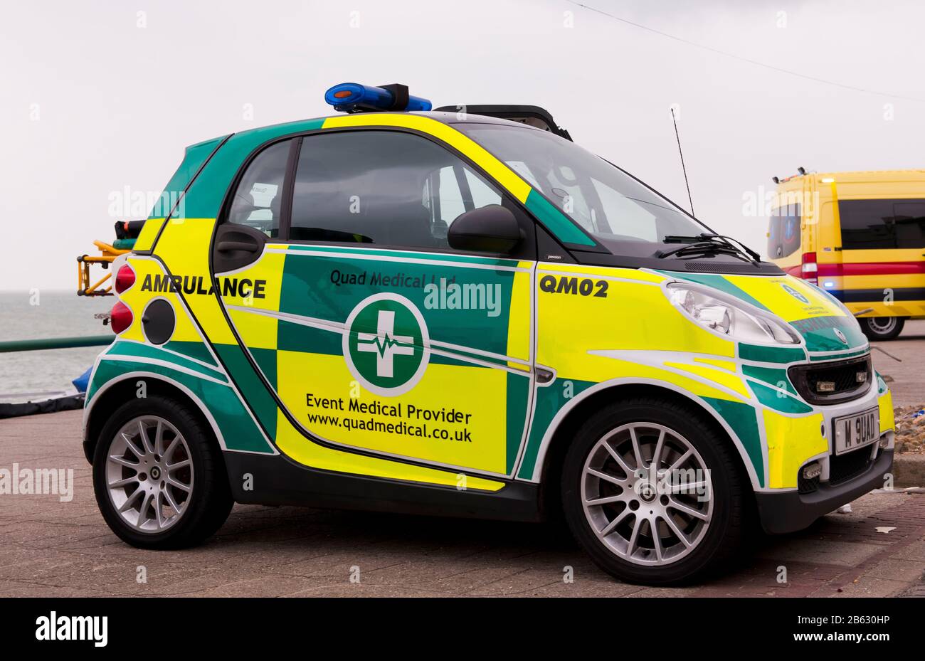 Smart Car Ambulance High Resolution Stock Photography and Images Alamy