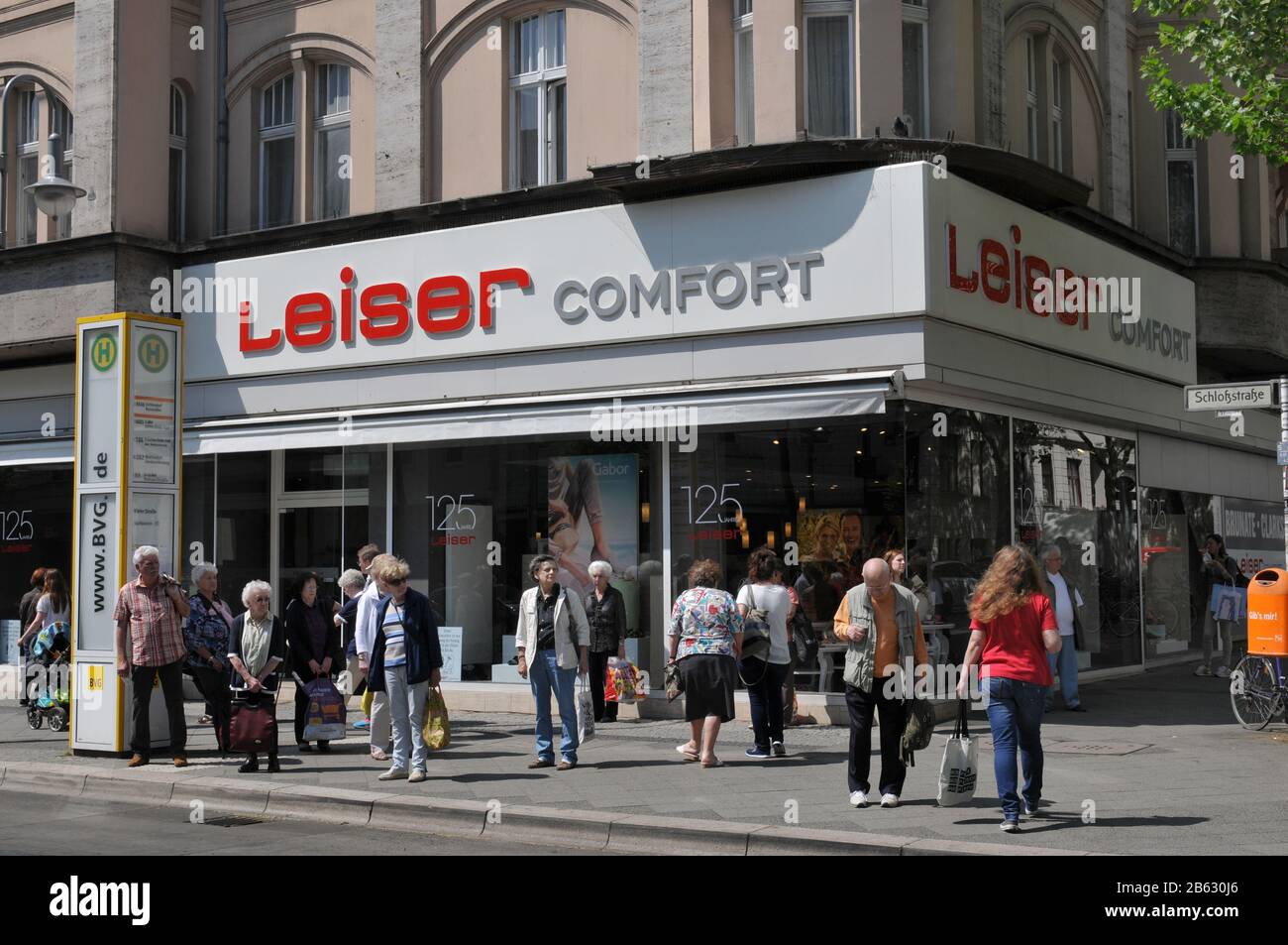 Schuhhaus Leiser, Schlossstrasse, Steglitz, Berlin, Deutschland Stock Photo  - Alamy