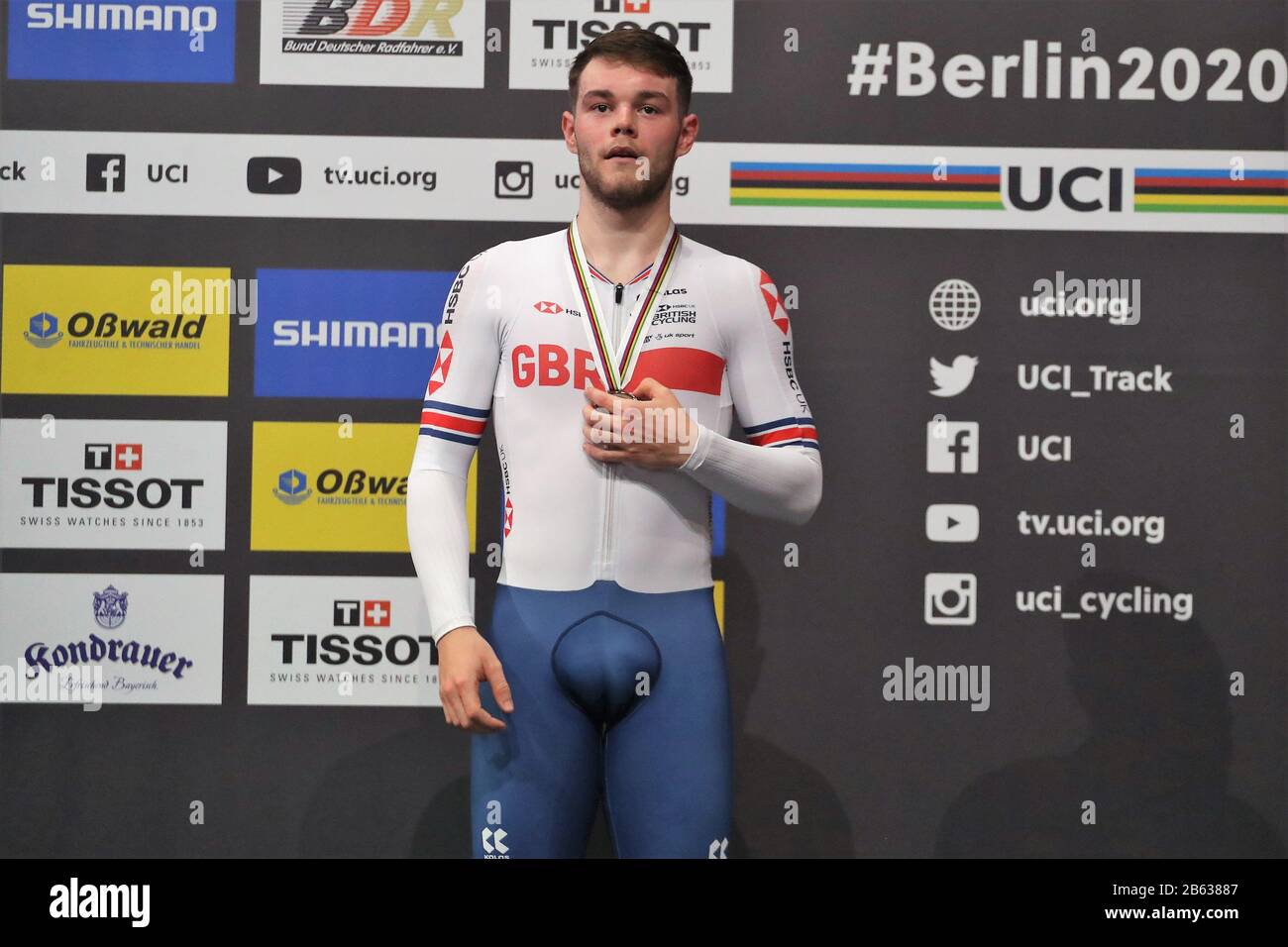 Matthew Walls of Great Britain Men's Omnium Points Race Podium during