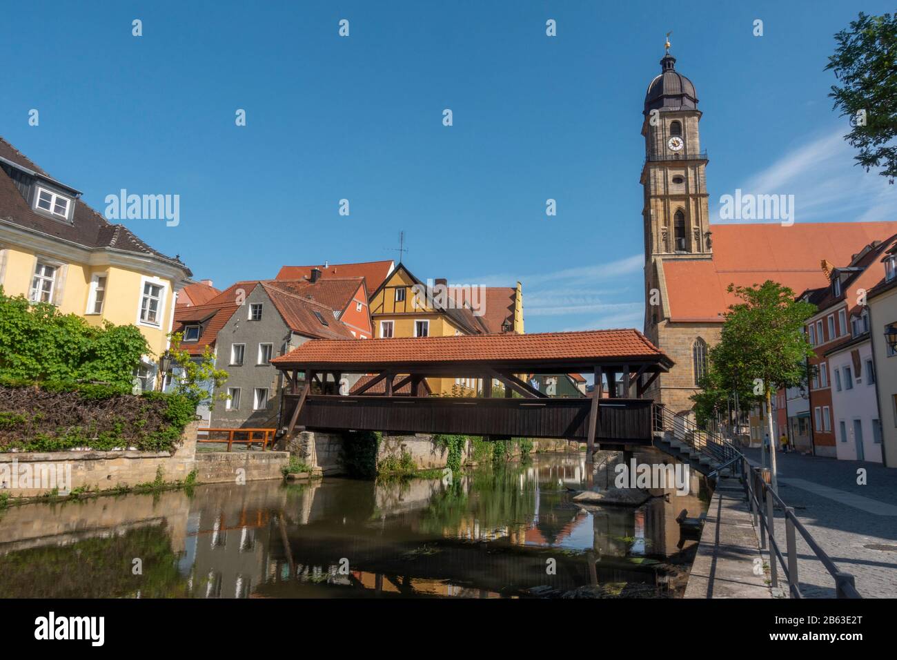 The River Vils and the Basilika St. Martin in Amberg, Bavaria, Germany. Stock Photo