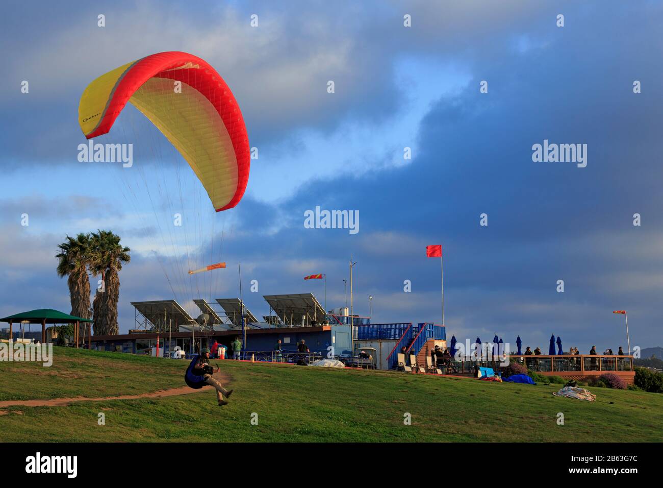 Torrey Pines Gliderport, La Jolla, San Diego, California, USA Stock ...