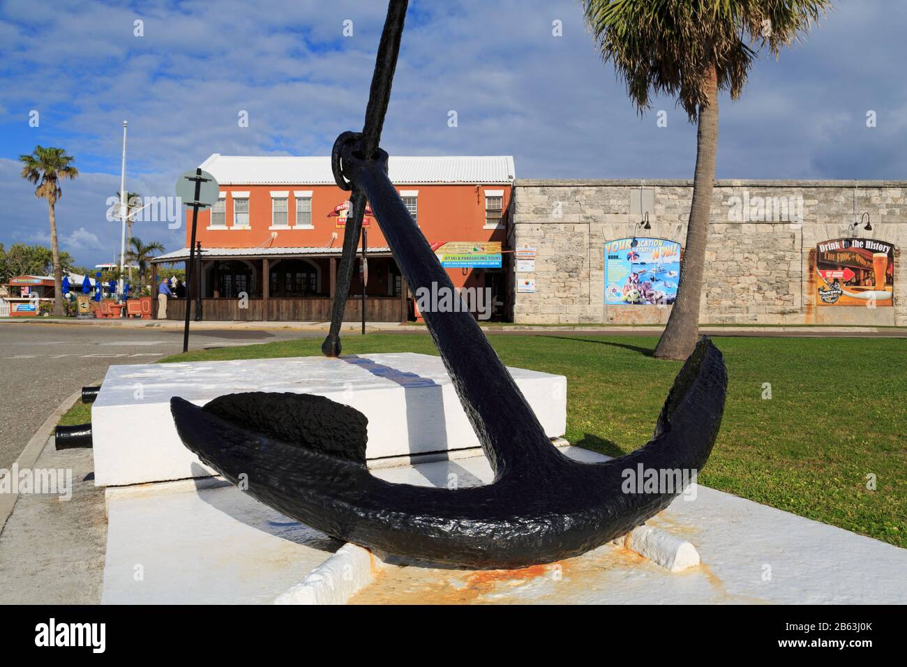 Anchor, Royal Naval Dockyard, Sandys Parish, Bermuda Stock Photo Alamy