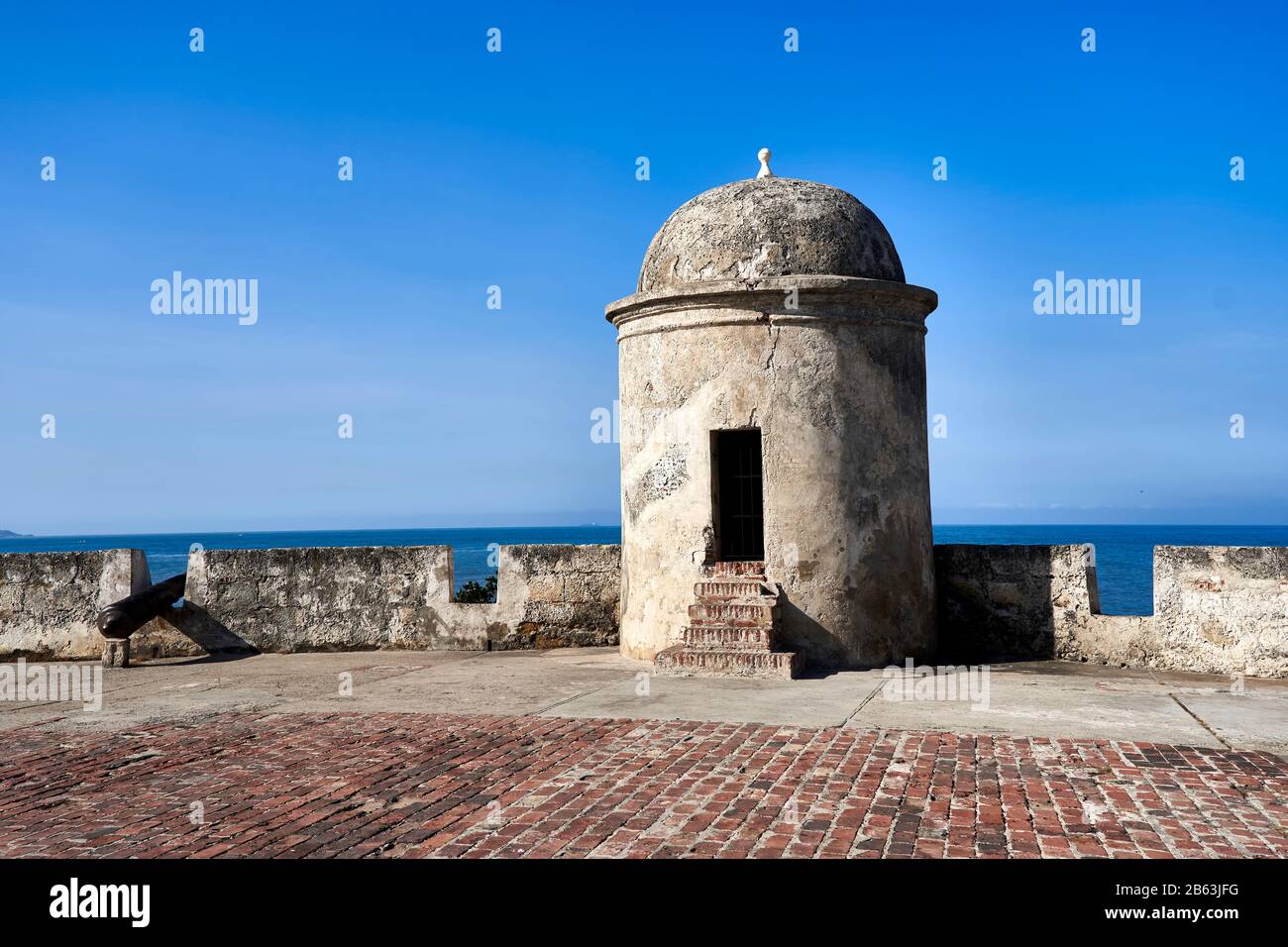 Guards post on oceanside defensive wall around Cartagena, Colombia Stock Photo